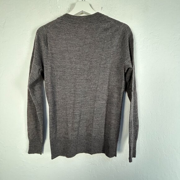 Marisa Christina Womens Gray Italian Merino Wool V-Neck Sweater Size 8 Pullover - Picture 2 of 7